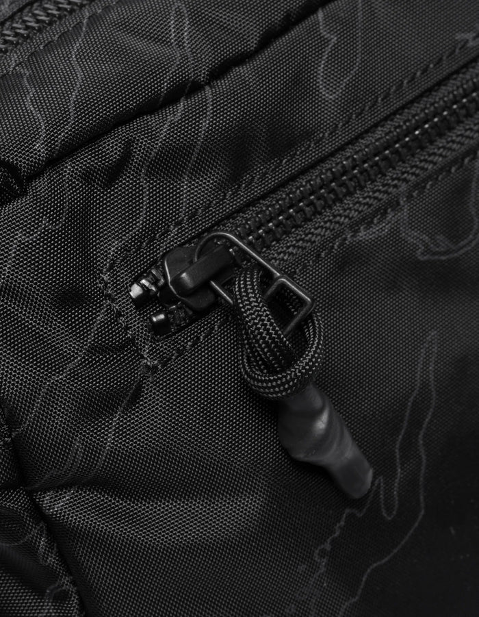 1532 CAMO M.A.L.I.C.E. CROSS BODY BAG - BLACK