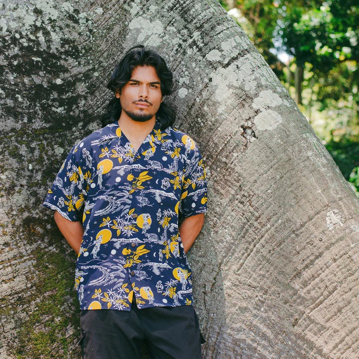 982 HULA MOON - NAVY