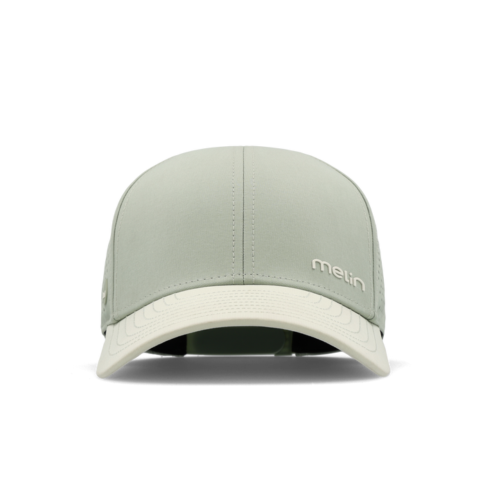 The front view of the melin Compass Hydro Vintage Fit in Misty Trails