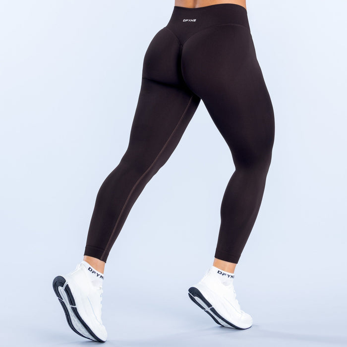 Defy leggings, black high-waist with curved back panel and ankle length