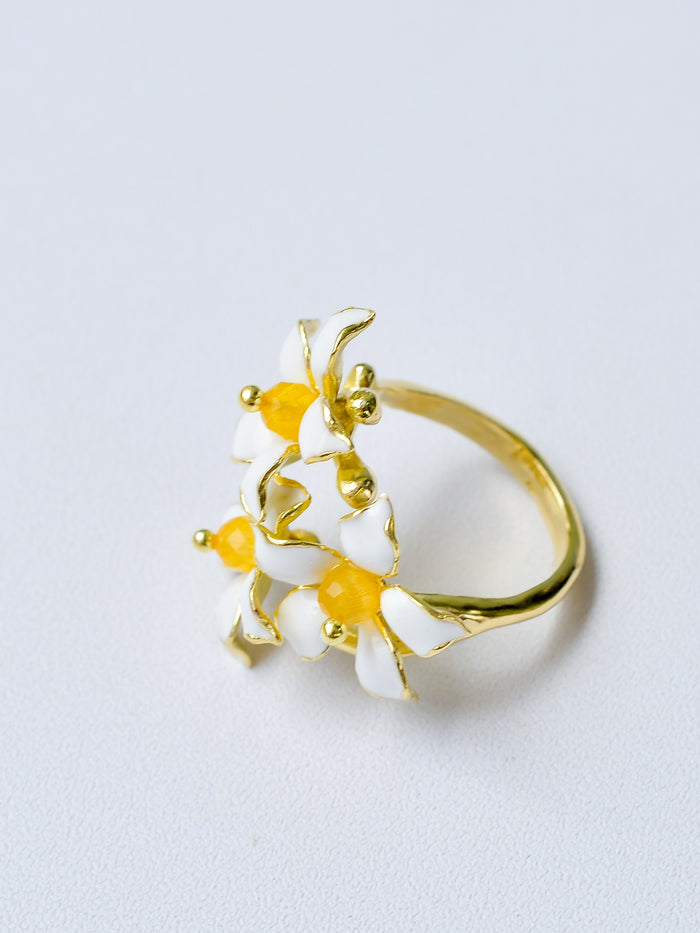 Dok Kaew Flower Ring | White Enamel & Polished Brass Adjustable Floral Ring