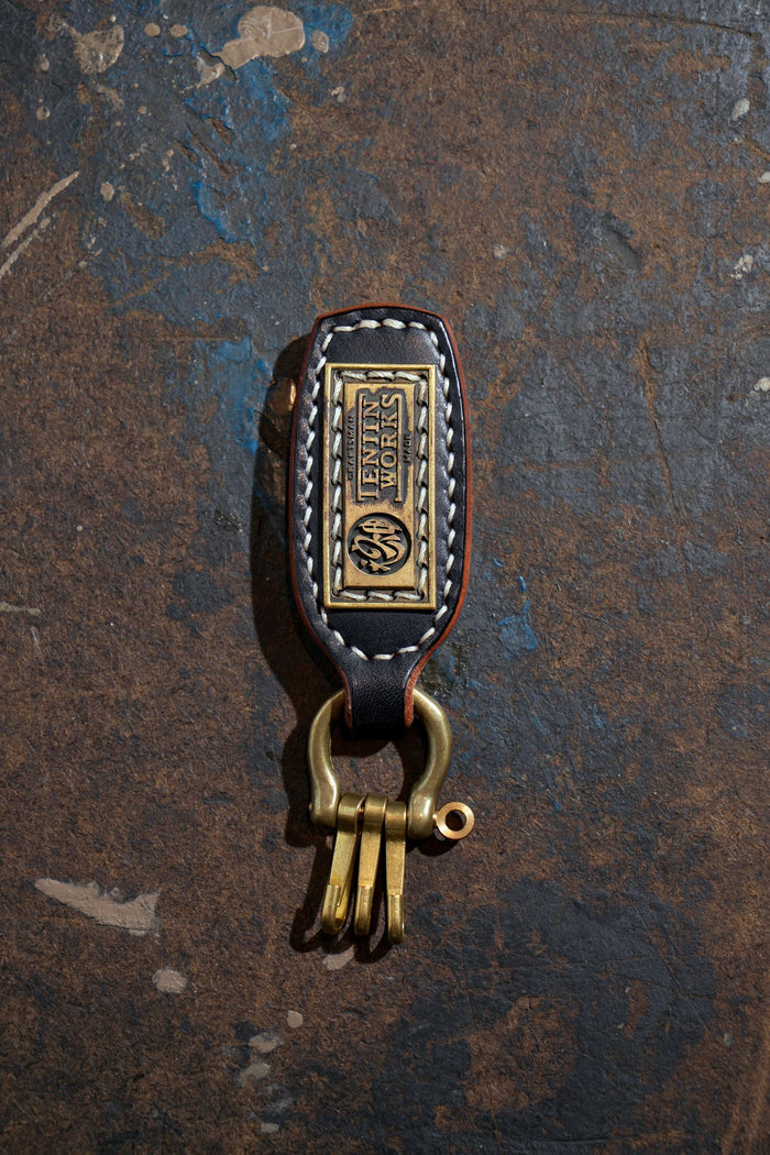 KH06 KEY HOLDER - BLACK