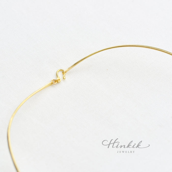 Minimalist Charming Dok Rak (Crown Flower) Cluster Pendant Necklace with Freshwater Pearls