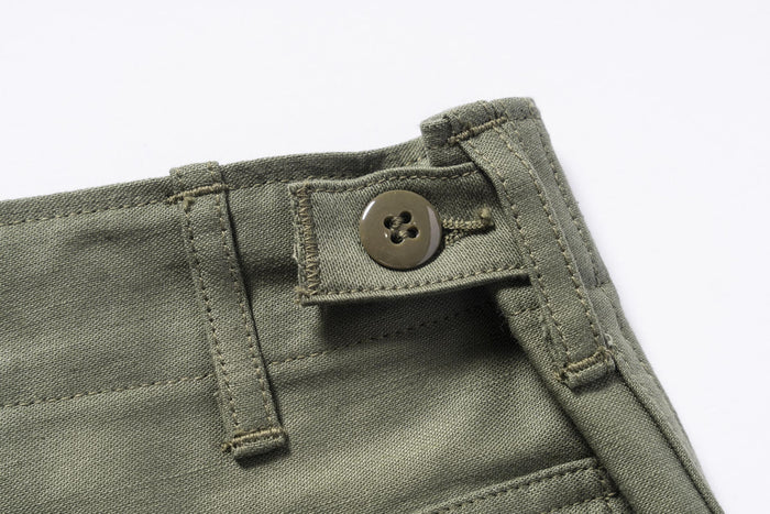 MP24004 UTILITY SHORTS COTTON SATEEN - OLIVE