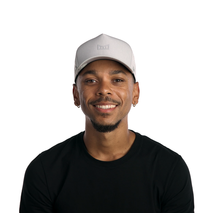 The model-image of melin's Odysea Hydrolite snapback hat in Heather Grey