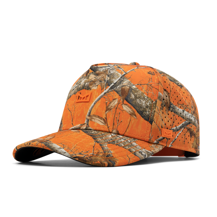 The front, angled view of the melin Odysea Realtree Hydro Split Fit in Neo Camo