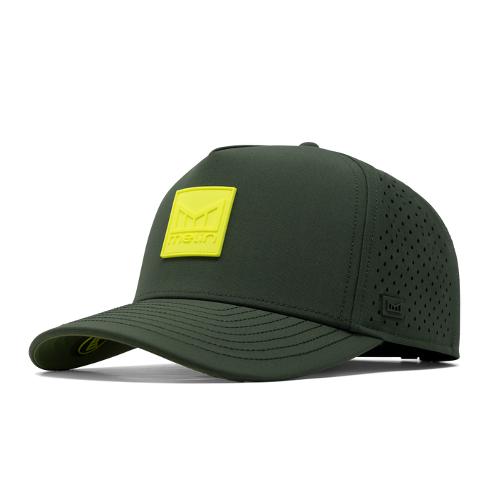 The front, angled view of the melin Split Fit Odysea Stacked Hydro in Kombu Green