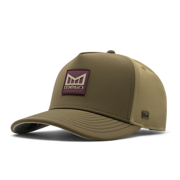 The front, angled view of the melin Odysea Stacked Infinite Thermal  Split Fit in  Dark Olive / Fig