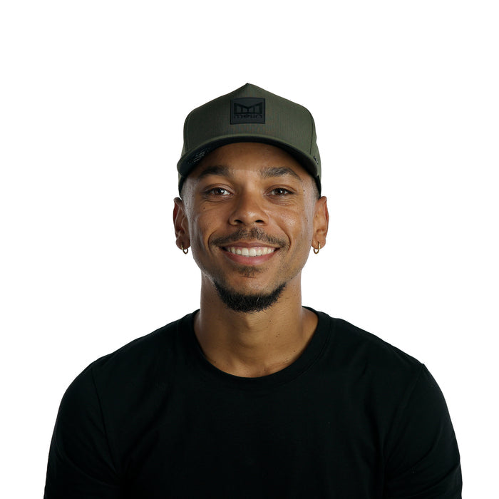 The model-image of the Melin Split Fit Odysea Stacked Thermal hat in Military