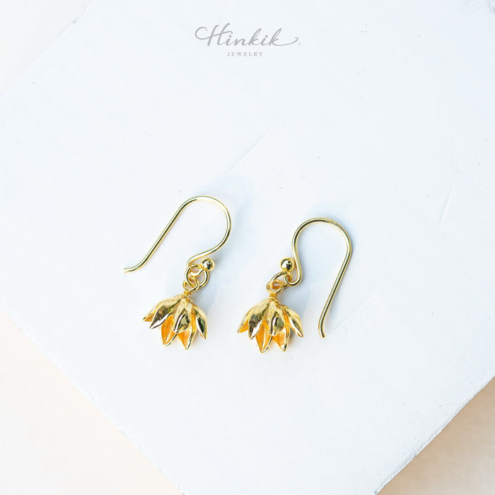 Single Pikul Flower (Spanish Cherry) Earrings – 18K Gold Color (Nickel Free) ✨