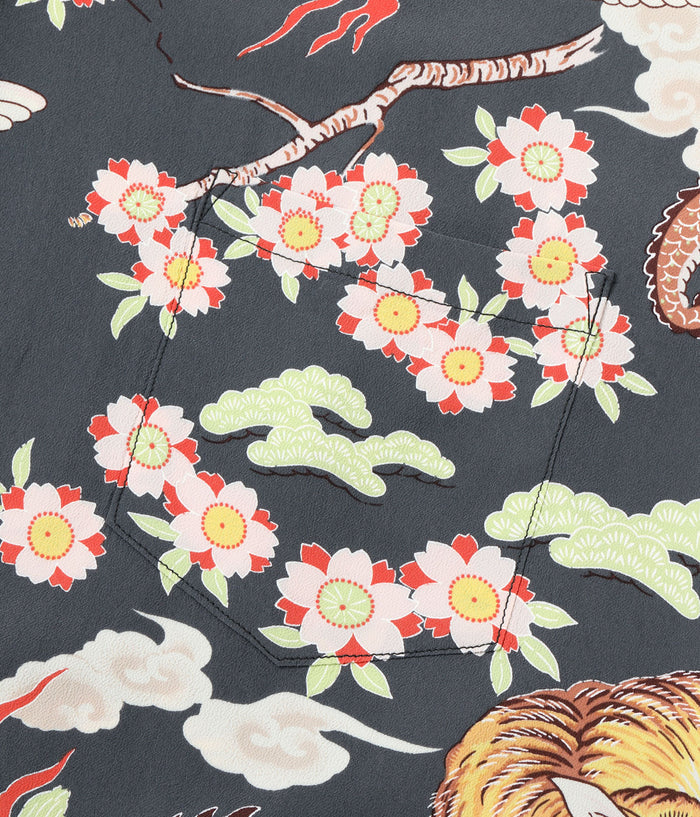 SS39414 RAYON HAWAIIAN SHIRT “THE TRIANGULAR FIGHT” - BLACK