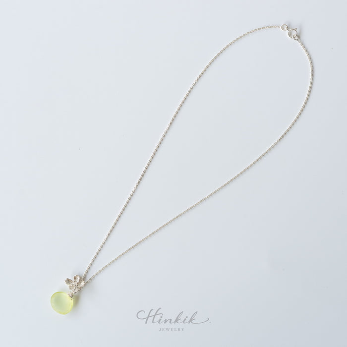 Sterling Silver Necklace with Lemon Chalcedony Drop & Silver Flower