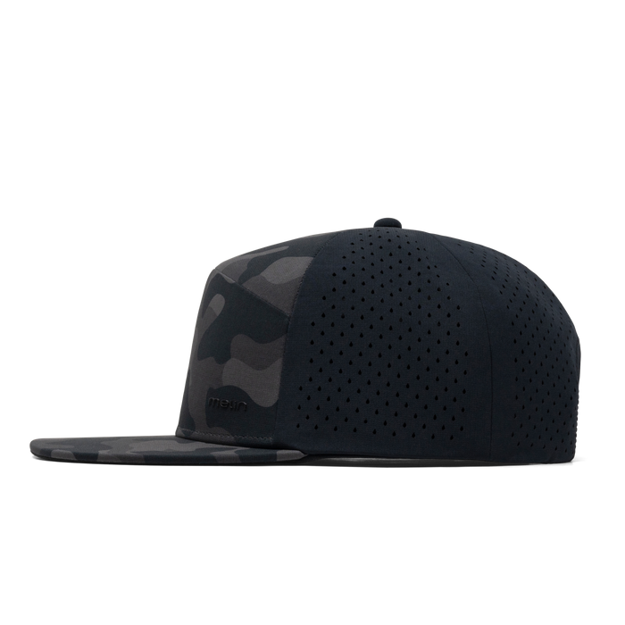 The side view of the melin Trenches Hydrolite  Horizon Fit in  Black Camo