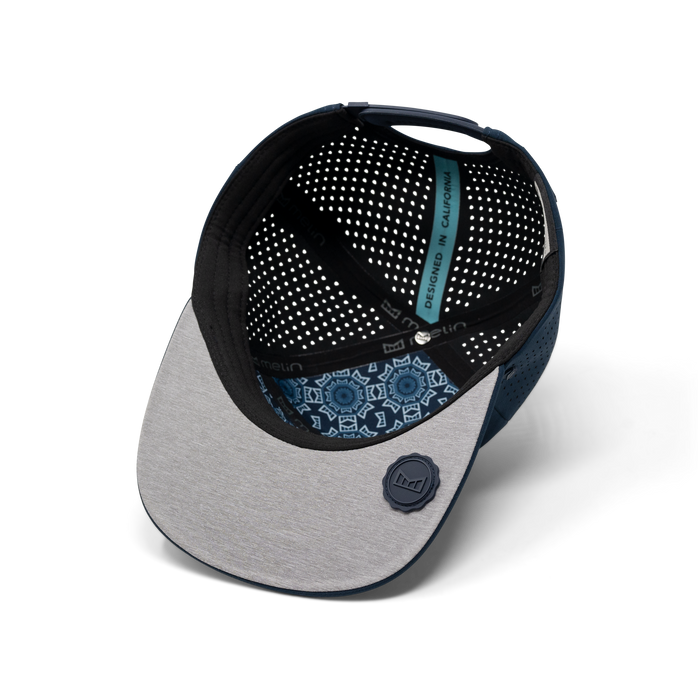The inside view of the melin Trenches Hydrolite  Horizon Fit in  Navy