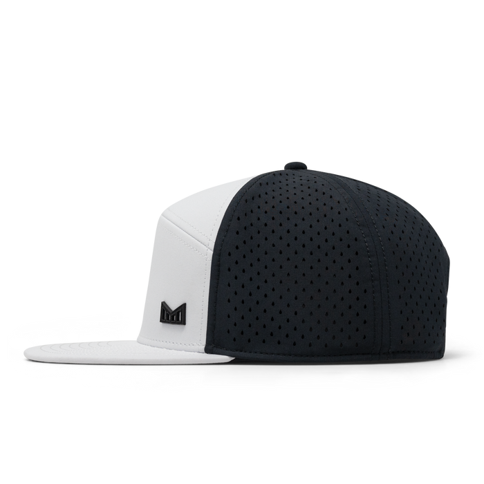 The side view of the melin Horizon Fit Trenches Icon Hydro in Black / White