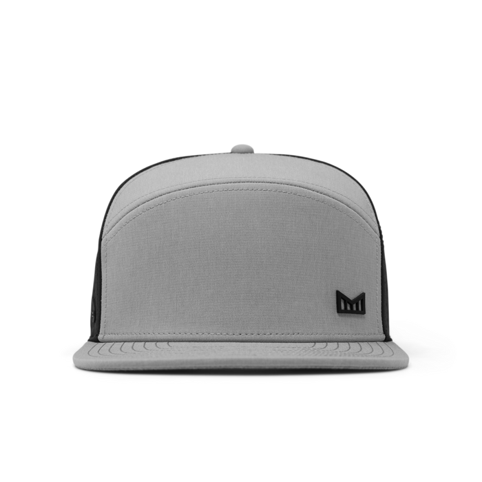 The front view of the melin Trenches Icon Hydro  Horizon Fit in Heather Grey / Black