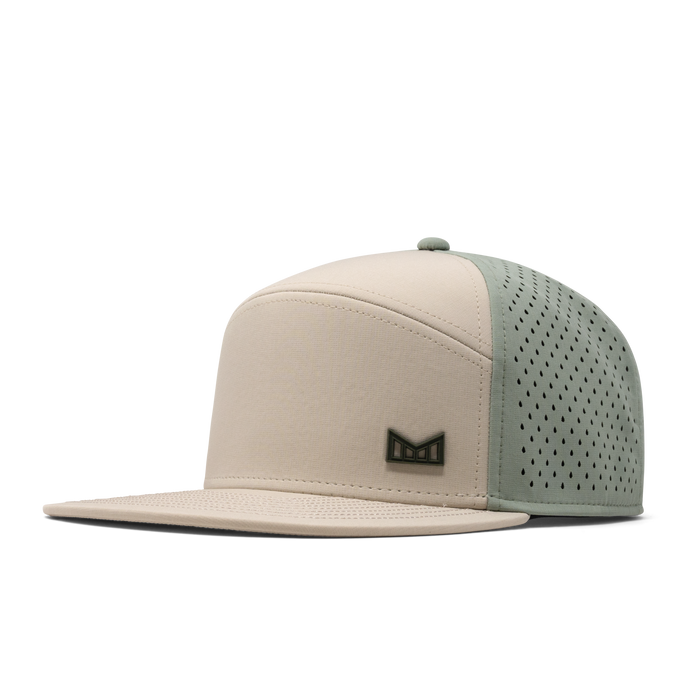 The front, angled view of the melin Trenches Icon Hydro Horizon Fit in Sandshell