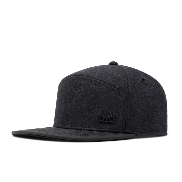 The front, angled view of the melin Trenches Icon Scout Thermal  Horizon Fit in  Black