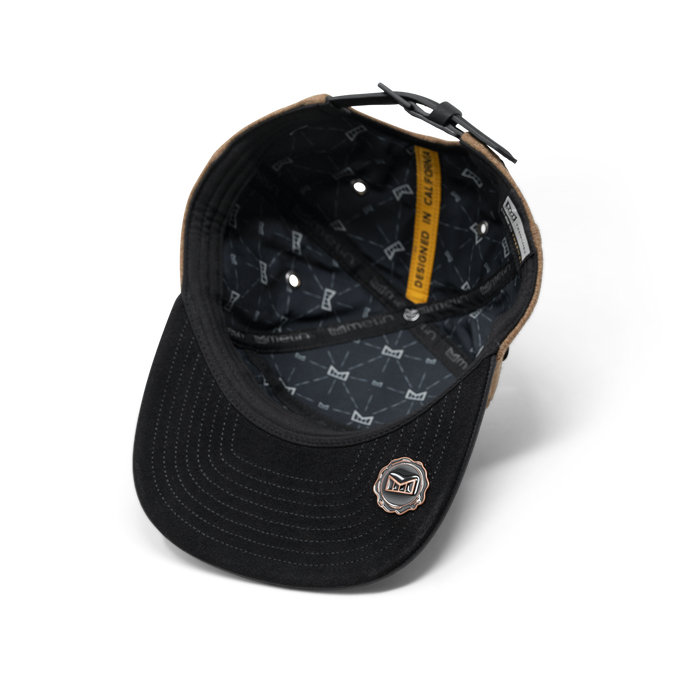 The inside view of the melin Trenches Icon Scout Thermal  Horizon Fit in Caramel