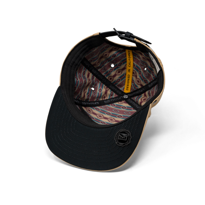 The inside view of the melin Trenches Icon Thermal  Horizon Fit in Khaki