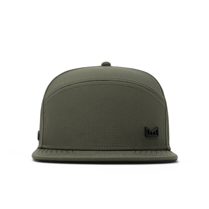 The front view of the melin Trenches Icon Thermal  Horizon Fit in Military