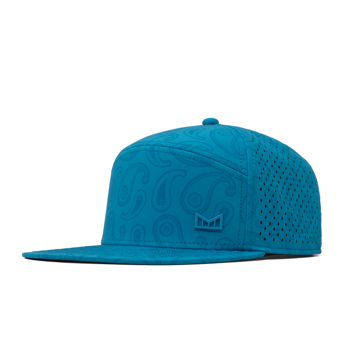The front, angled view of the melin Horizon Fit Trenches Links Hydro  in  Electric Blue