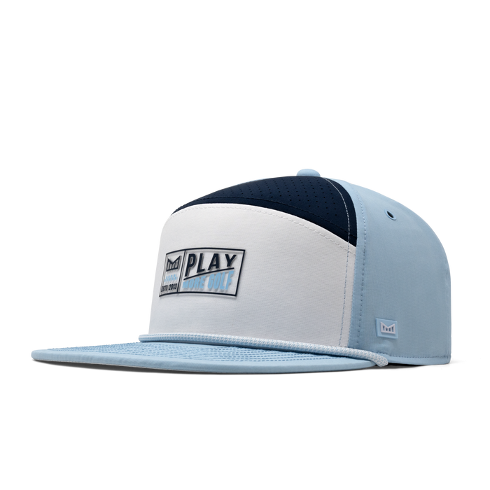 The front, angled view of the melin Trenches Links Hydro  Horizon Fit in Sky Blue / White